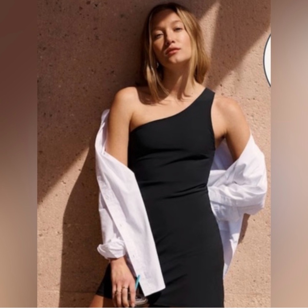 Abercrombie & Fitch Black Traveler Dress One Shoulder